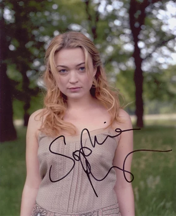 Sophia Myles autograph