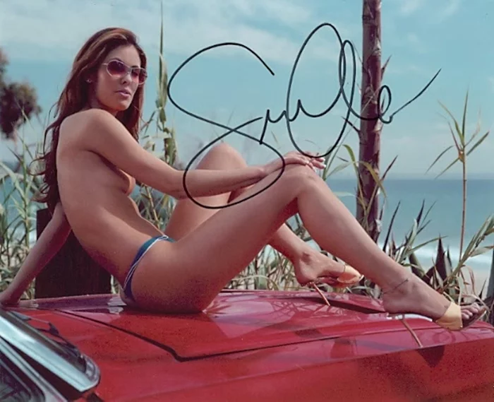 Summer Altice autograph