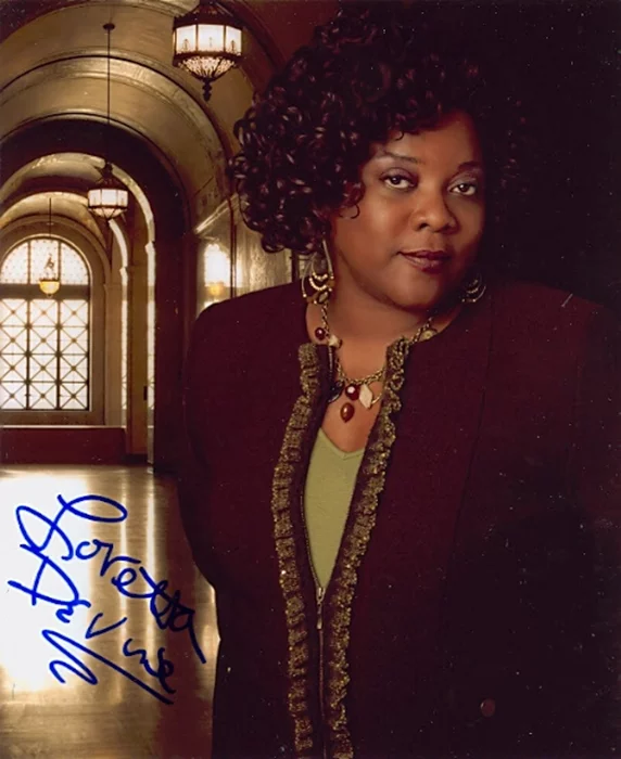 Loretta Devine autograph