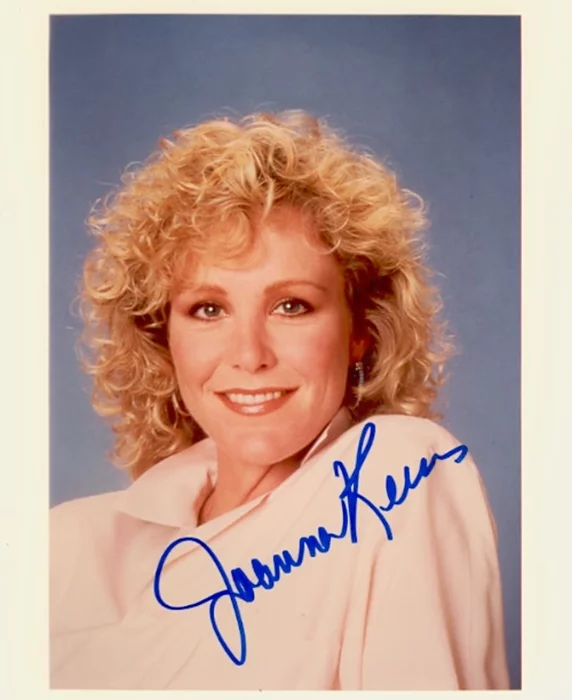 Joanna Kerns autograph