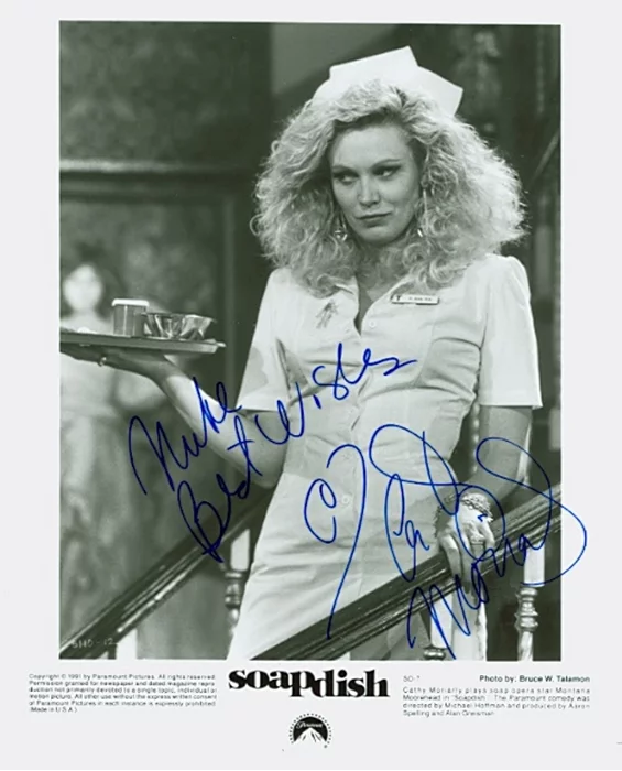 Cathy Moriarty autograph