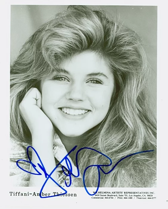 Tiffani Thiessen autograph