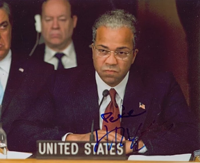 Jeffrey Wright autograph
