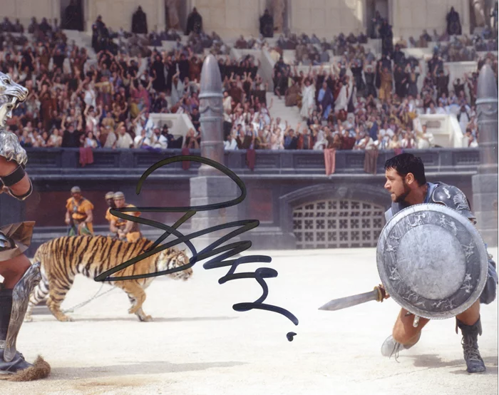 Russell Crowe autograph