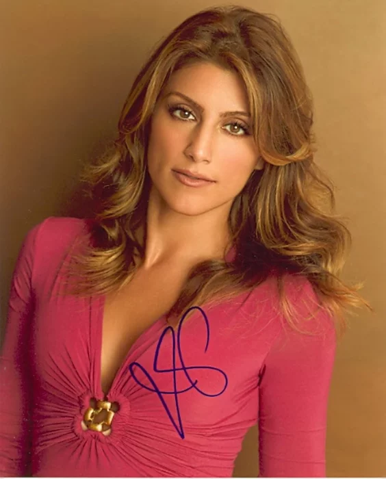 Jennifer Esposito autograph