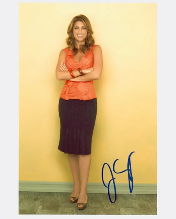 Jennifer Esposito autograph