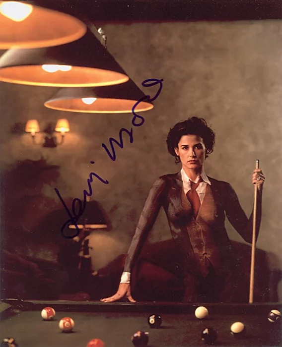 Demi Moore autograph