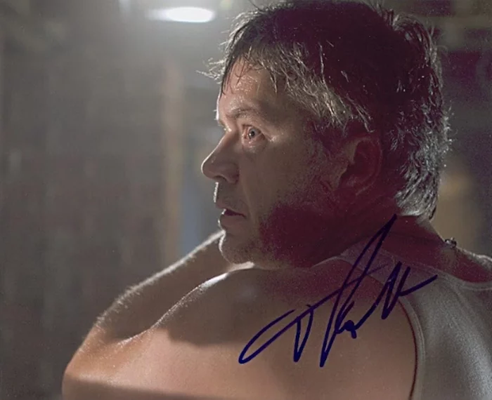 Tim Robbins autograph