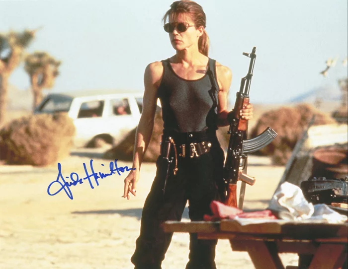 Linda Hamilton autograph