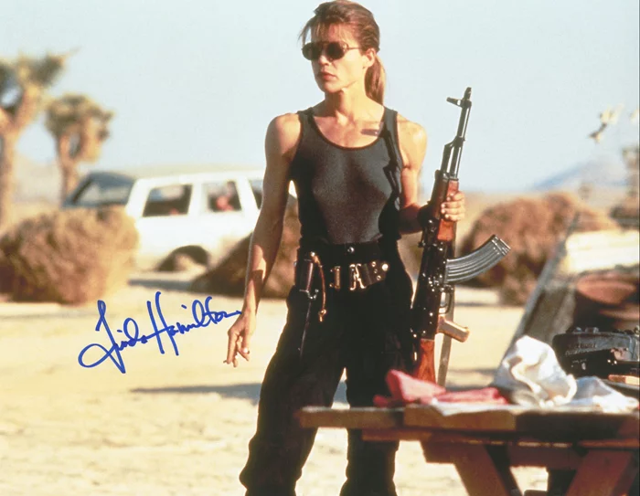Linda Hamilton autograph