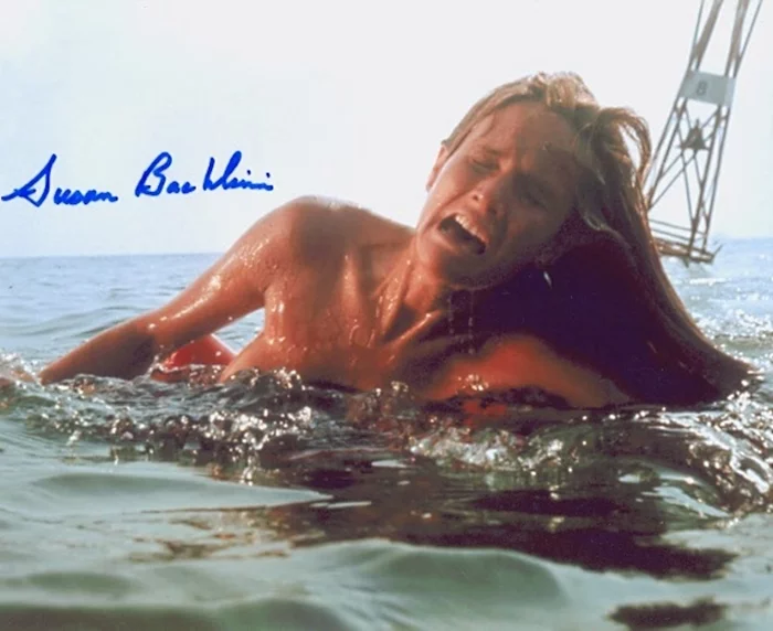 Susan Backlinie autograph