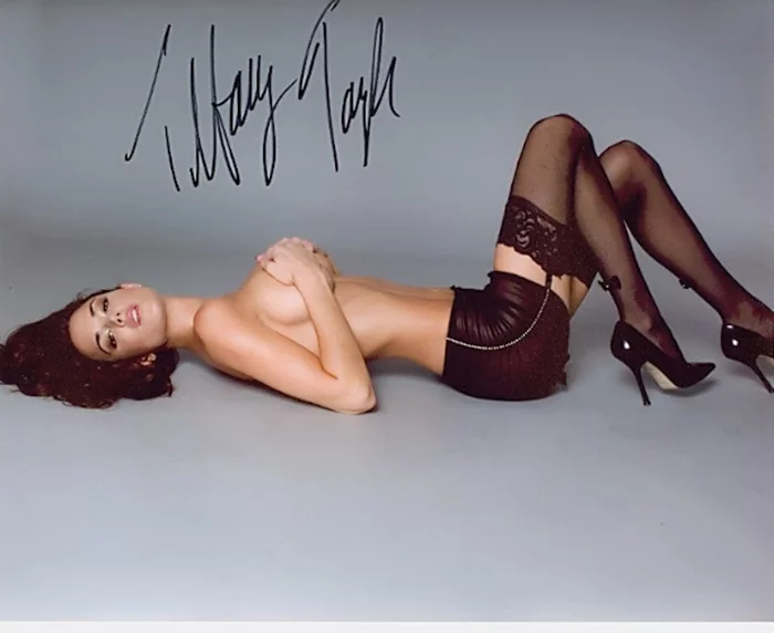 Tiffany Taylor autograph