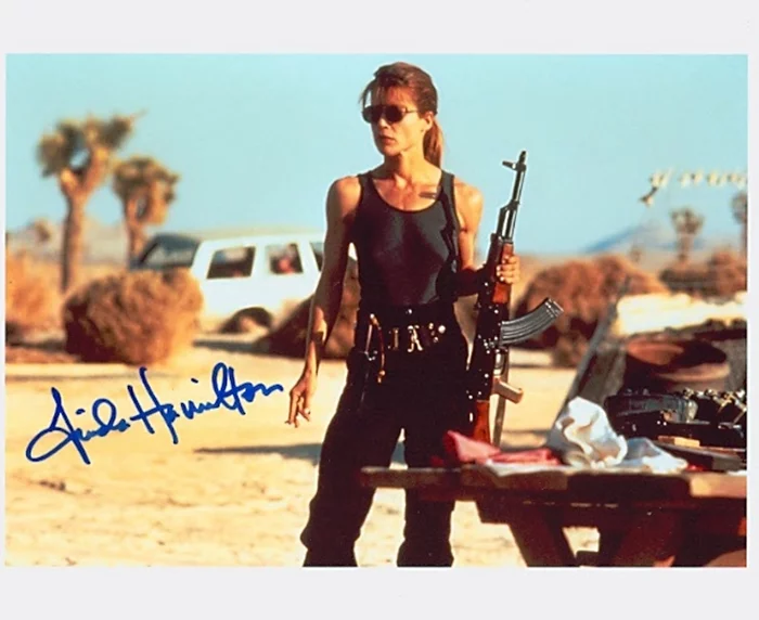 Linda Hamilton autograph