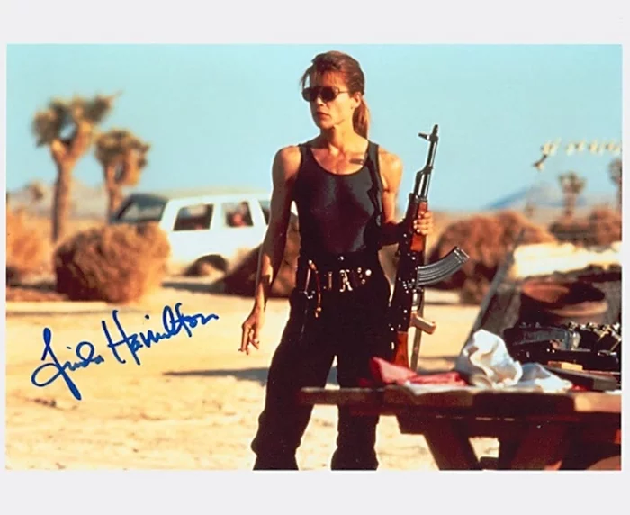 Linda Hamilton autograph