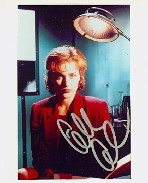 Gillian Anderson autograph