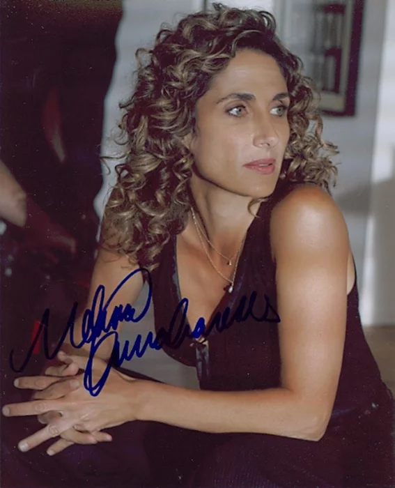 Melina Kanakaredes autograph