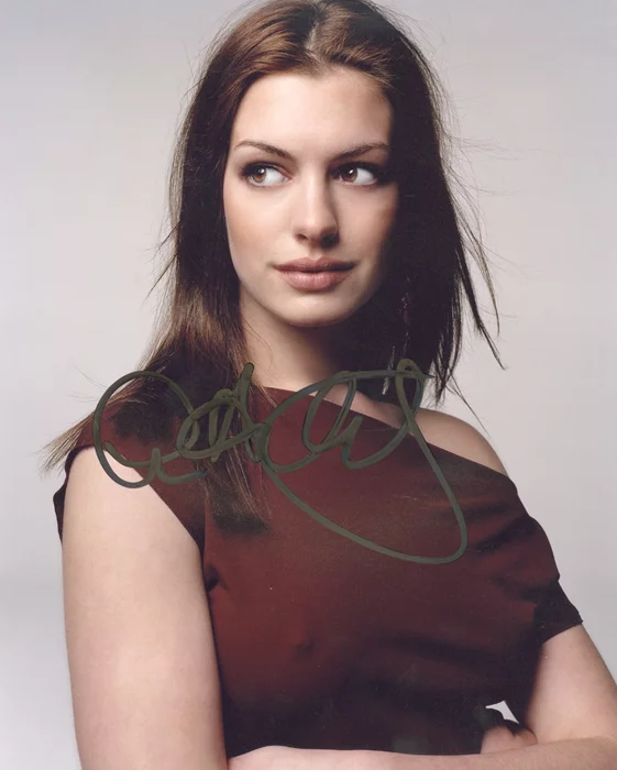 Anne Hathaway autograph