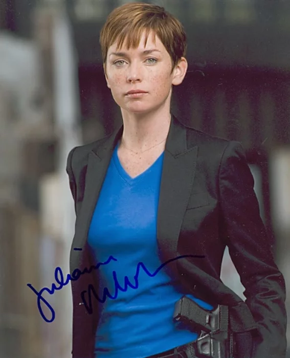 Julianne Nicholson autograph