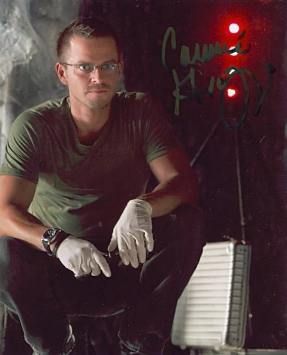 Carmine Giovinazzo autograph