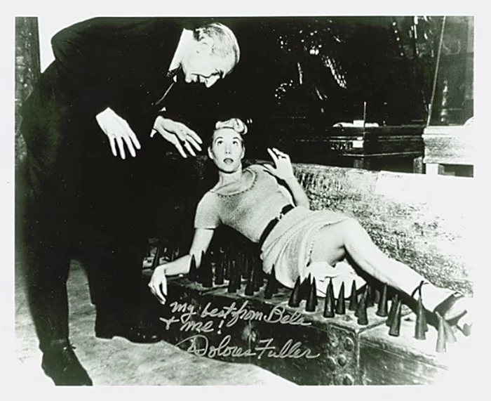 Dolores Fuller autograph