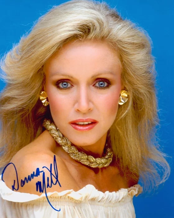 Donna Mills autograph