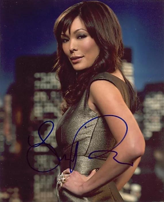 Lindsay Price autograph