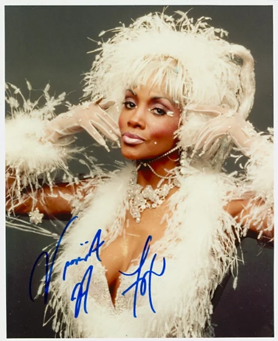 Vivica A. Fox autograph