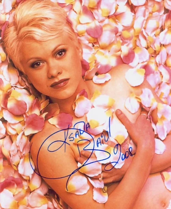 Oksana Baiul autograph