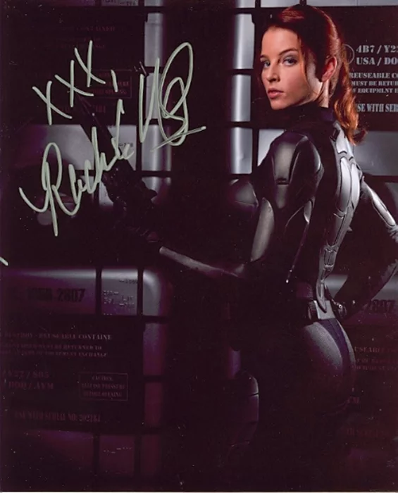 Rachel Nichols autograph