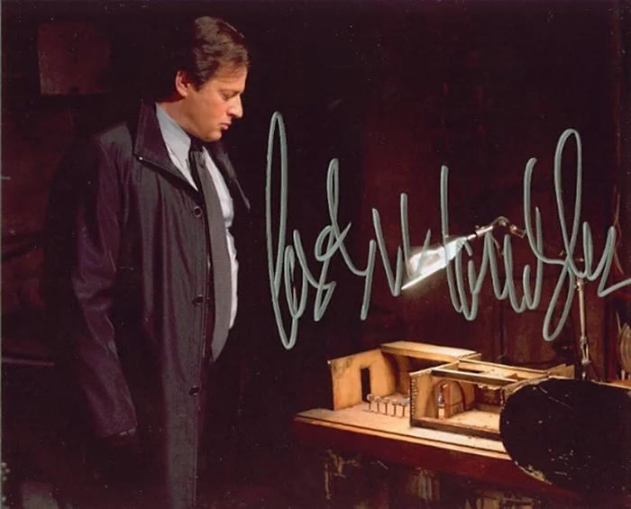Costas Mandylor autograph