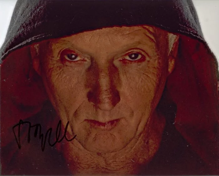 Tobin Bell autograph