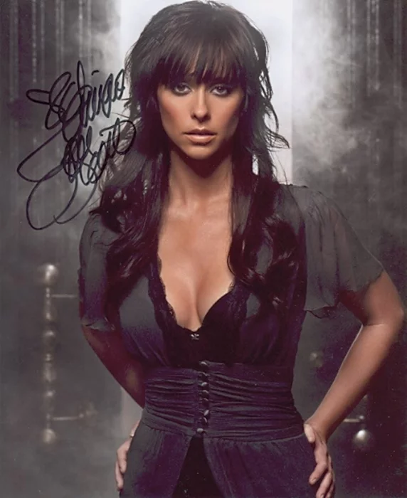 Jennifer Love Hewitt autograph