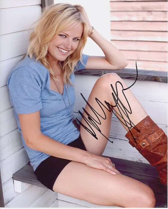 Malin Akerman autograph