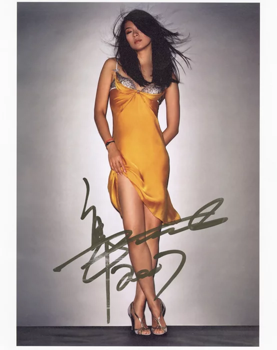 Ziyi Zhang autograph