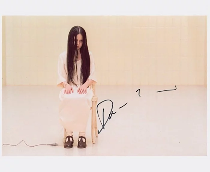 Daveigh Chase autograph