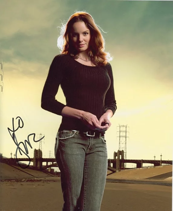Sarah Wayne Callies autograph