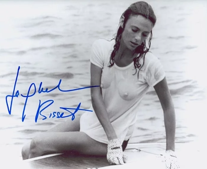 Jacqueline Bisset autograph