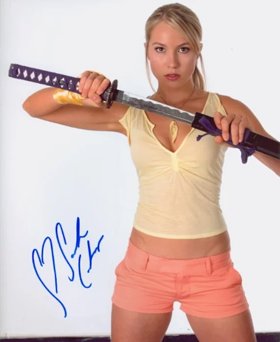 Sarah Carter autograph