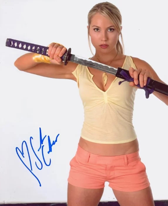 Sarah Carter autograph