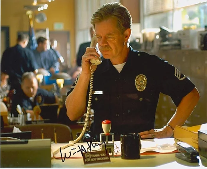 William H. Macy autograph