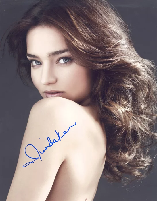 Miranda Kerr autograph
