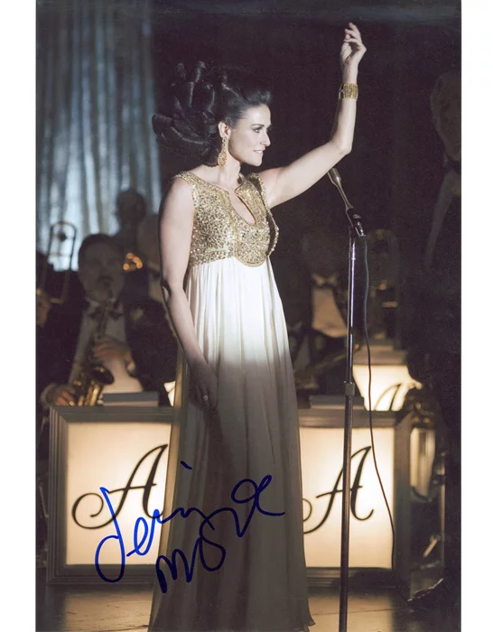 Demi Moore autograph