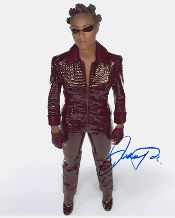 Jada Pinkett Smith autograph
