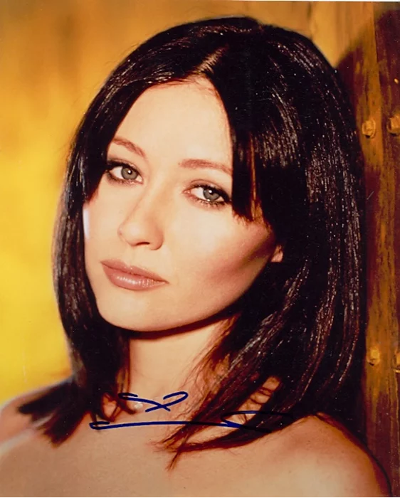 Shannen Doherty autograph