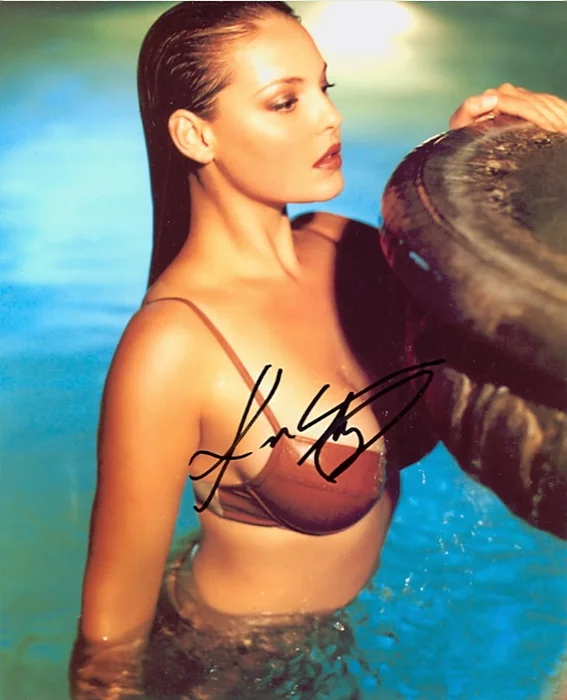 Katherine Heigl autograph
