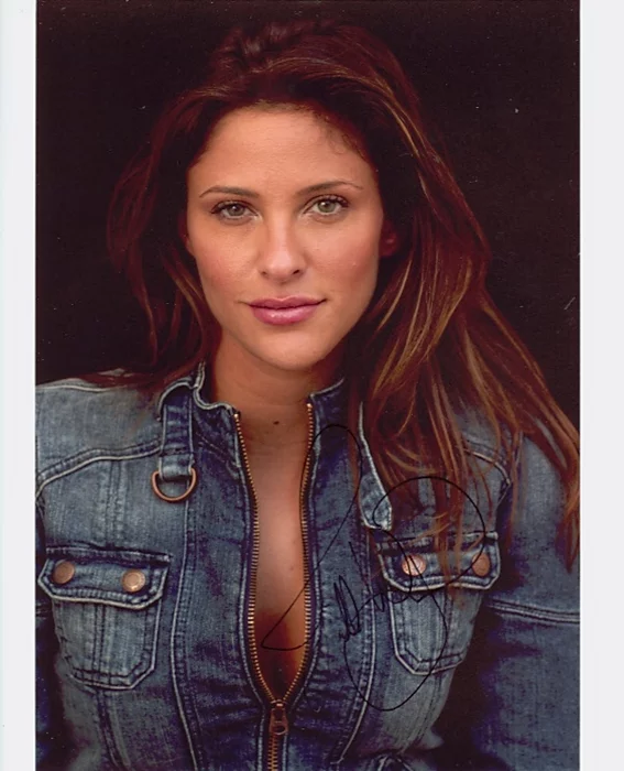 Jill Wagner autograph
