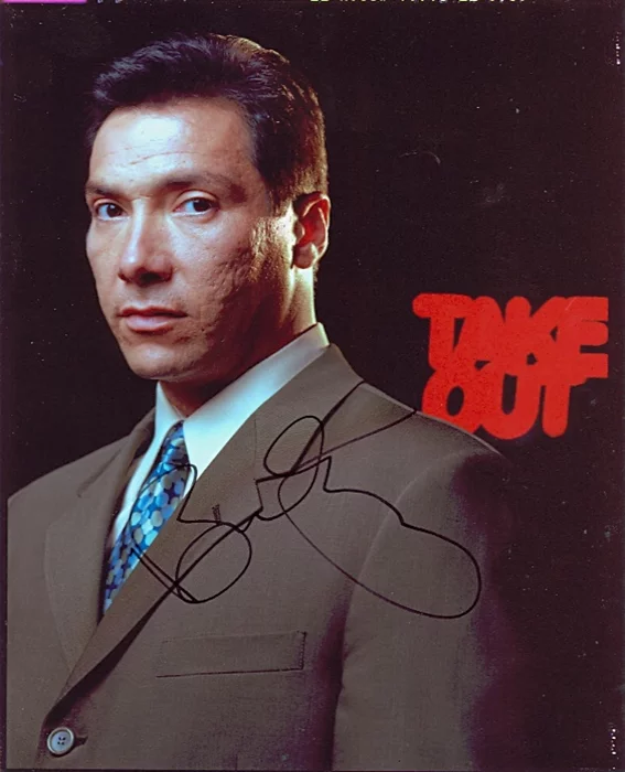 Benito Martinez autograph