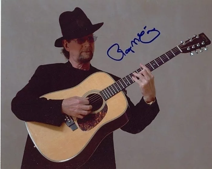 Roger McGuinn autograph