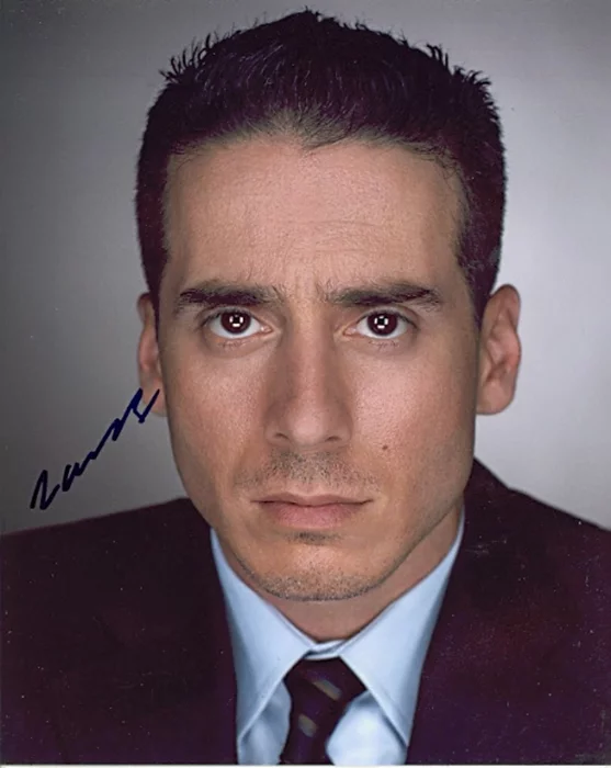 Kirk Acevedo autograph