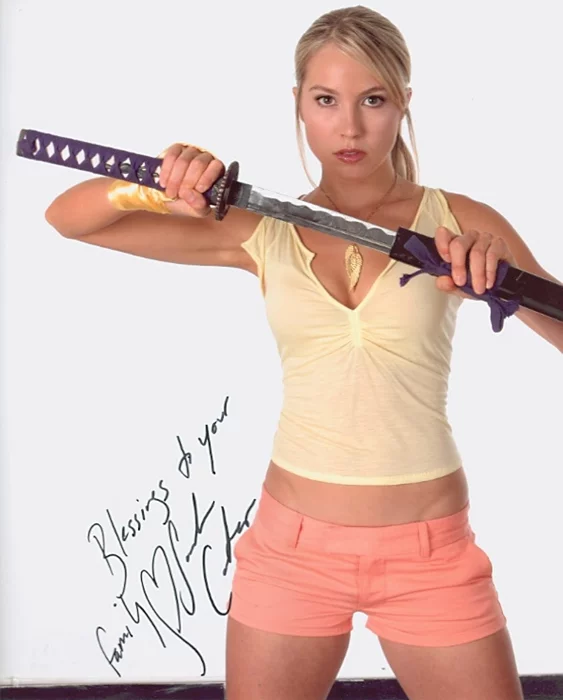 Sarah Carter autograph